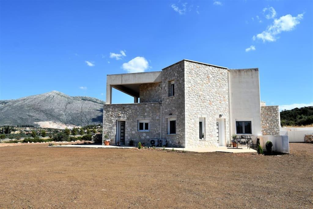 Smailis Apartment 2 Ligourio Exterior photo